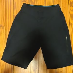 Columbia hiking shorts, black